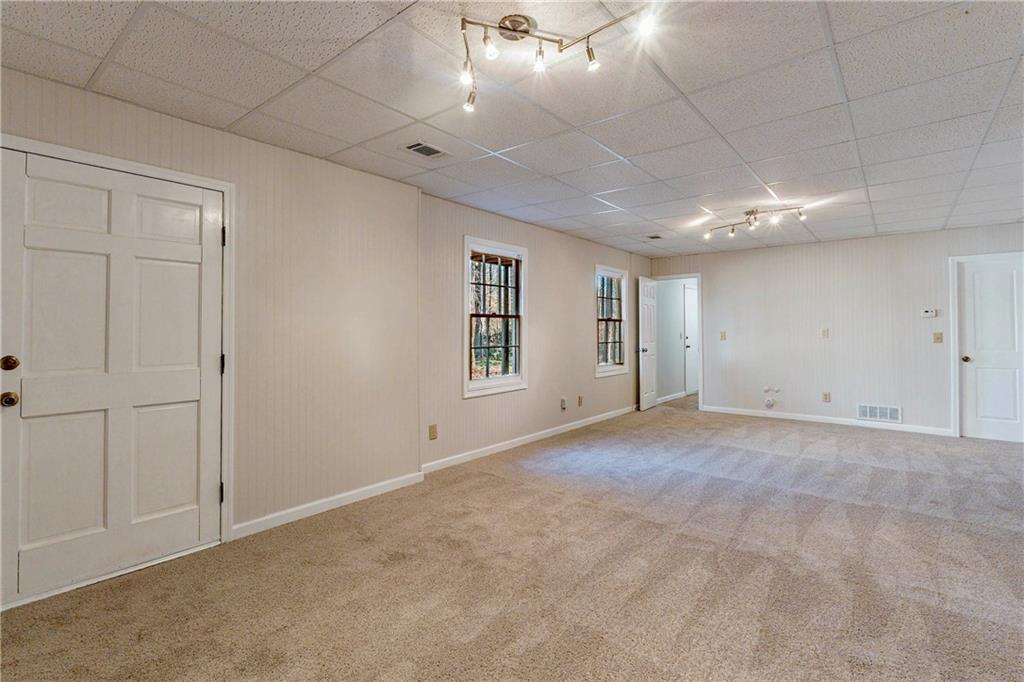 1635 Glenfield Drive