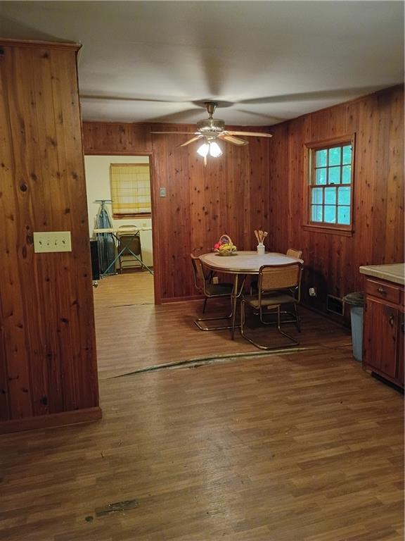 1880 Reynolds Road SW