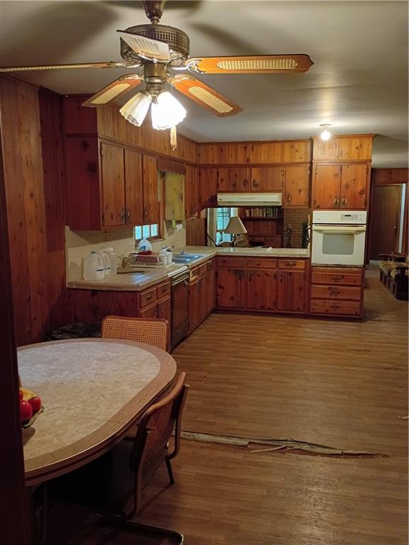 1880 Reynolds Road SW