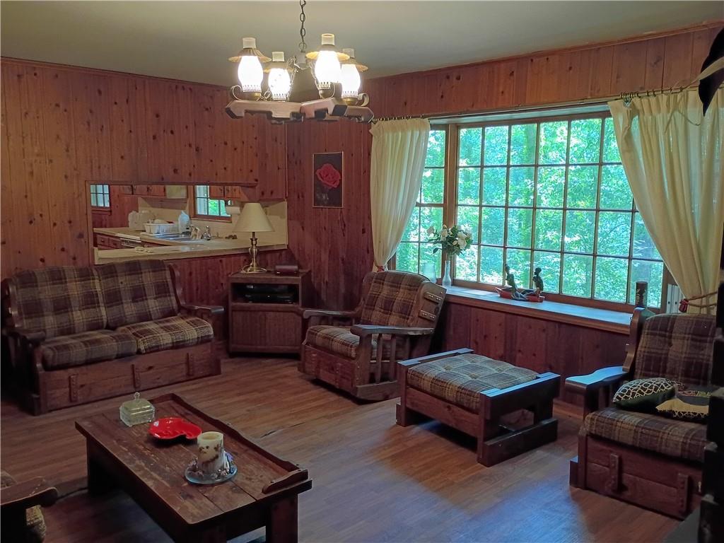 1880 Reynolds Road SW