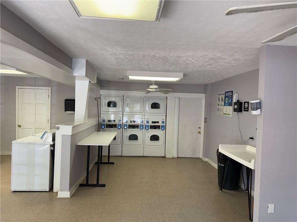 3085 Colonial Way Unit L