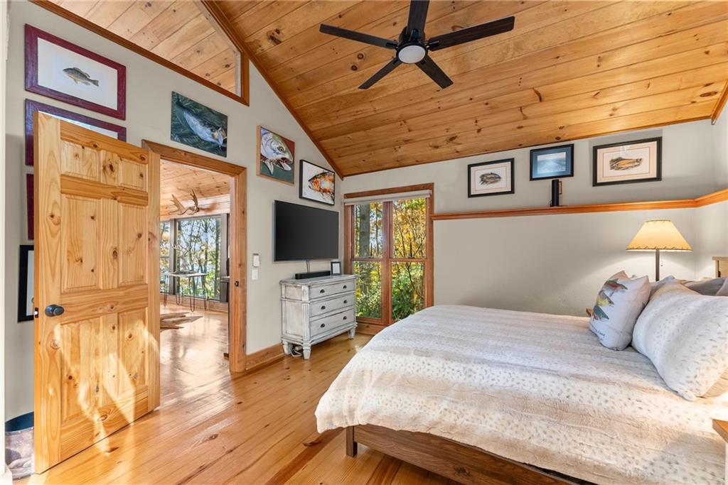 6615 Happy Hollow Trail