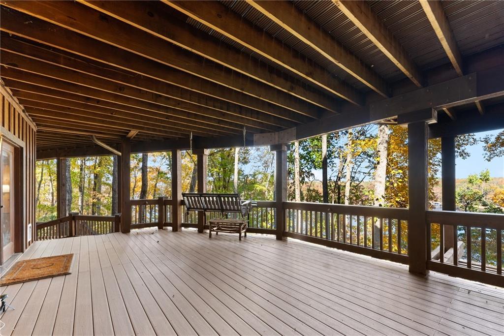 6615 Happy Hollow Trail