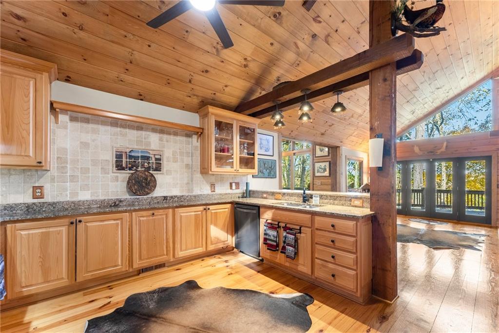 6615 Happy Hollow Trail