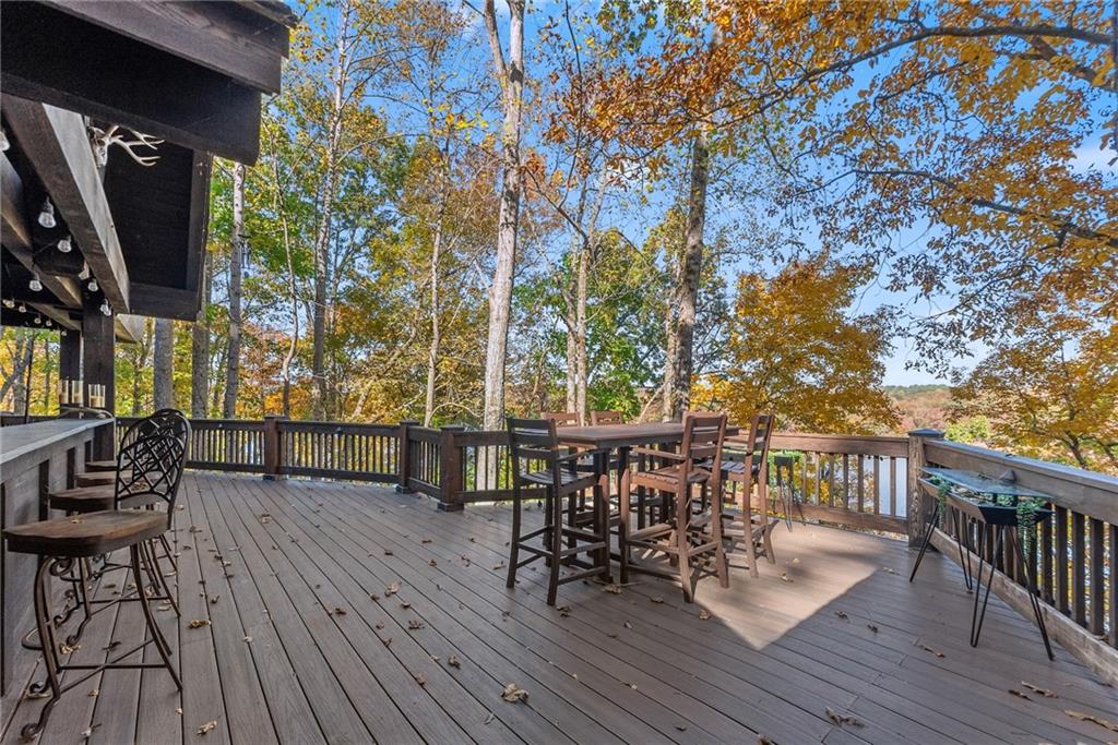 6615 Happy Hollow Trail