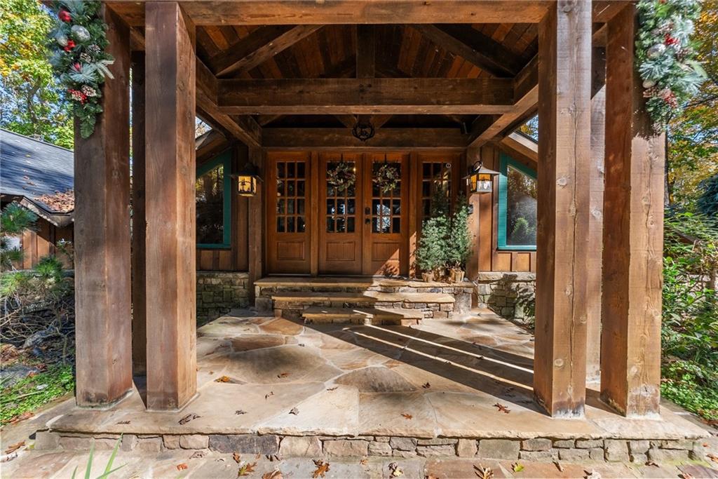 6615 Happy Hollow Trail