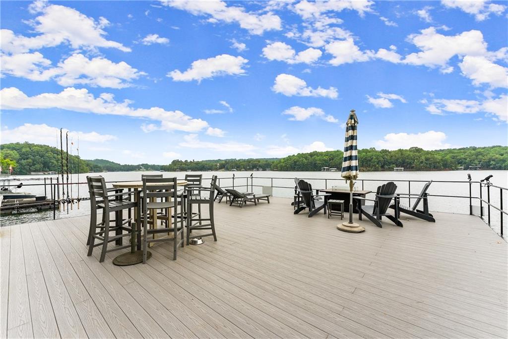 6615 Happy Hollow Trail