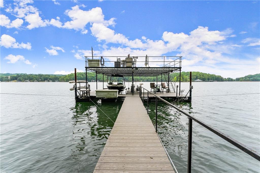 6615 Happy Hollow Trail