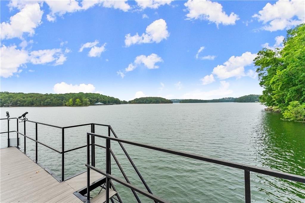 6615 Happy Hollow Trail