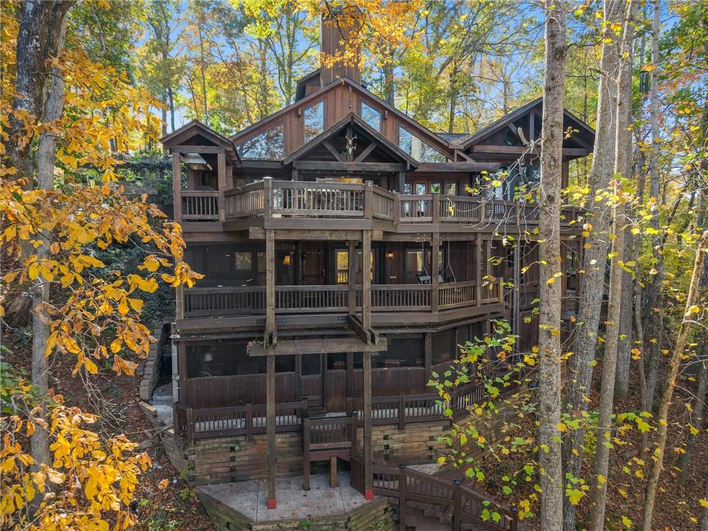 6615 Happy Hollow Trail