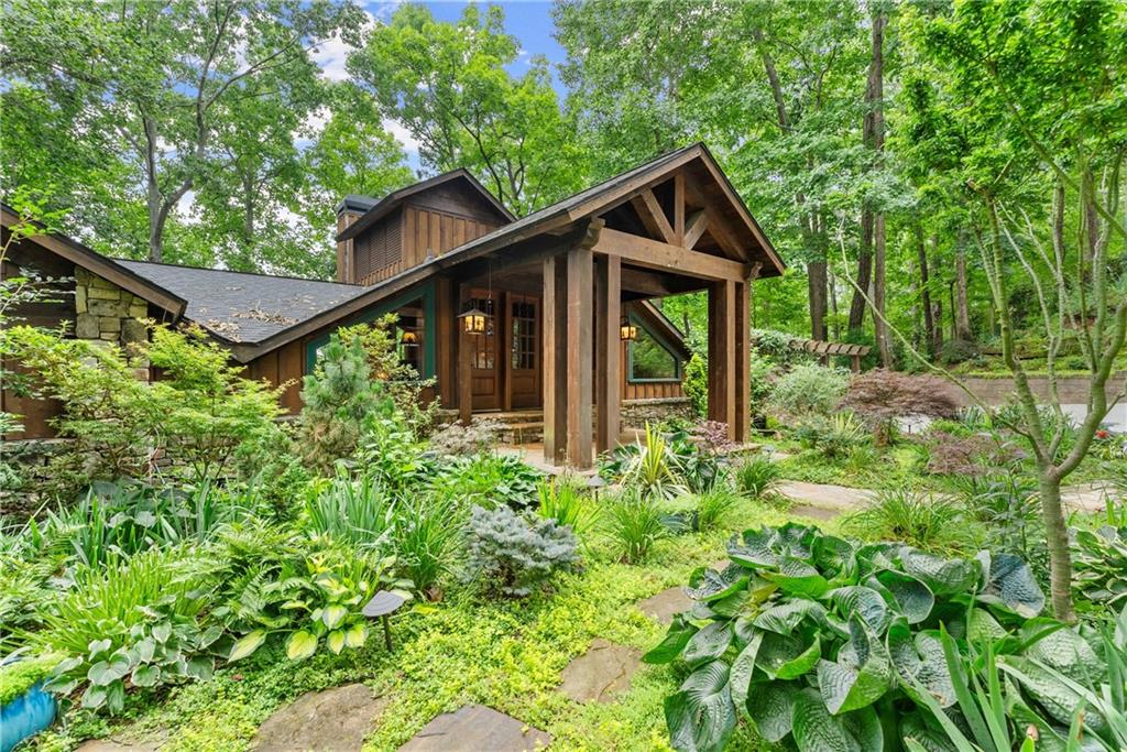 6615 Happy Hollow Trail