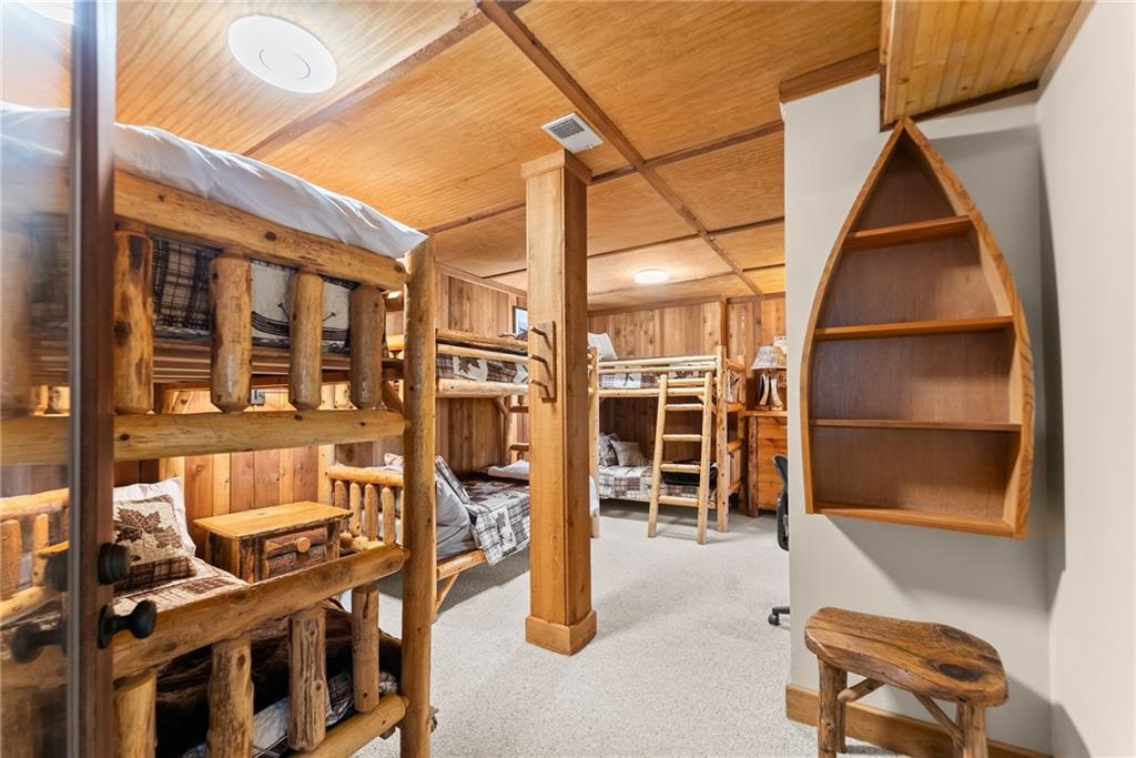 6615 Happy Hollow Trail