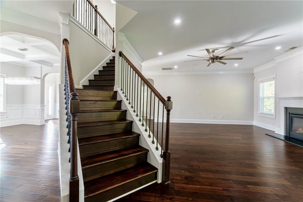 2506 Ginger Leaf Drive NE