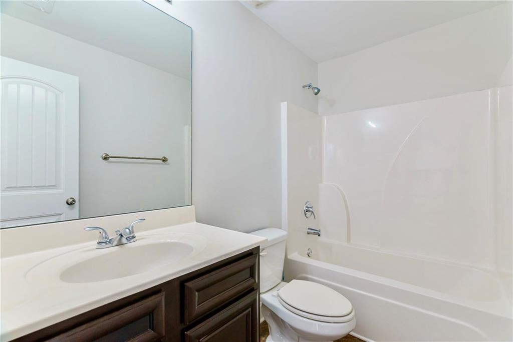 2506 Ginger Leaf Drive NE