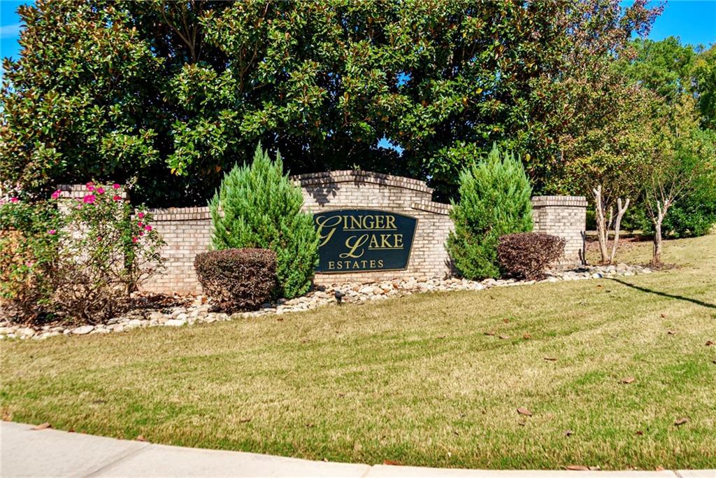 2506 Ginger Leaf Drive NE