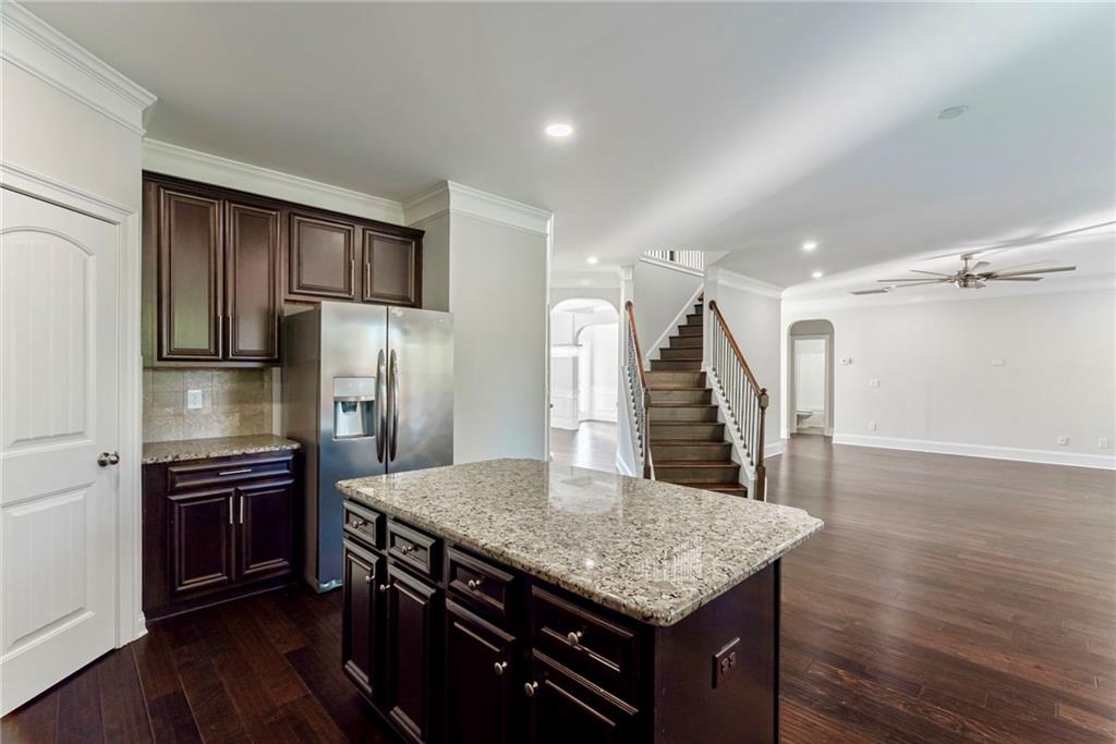 2506 Ginger Leaf Drive NE