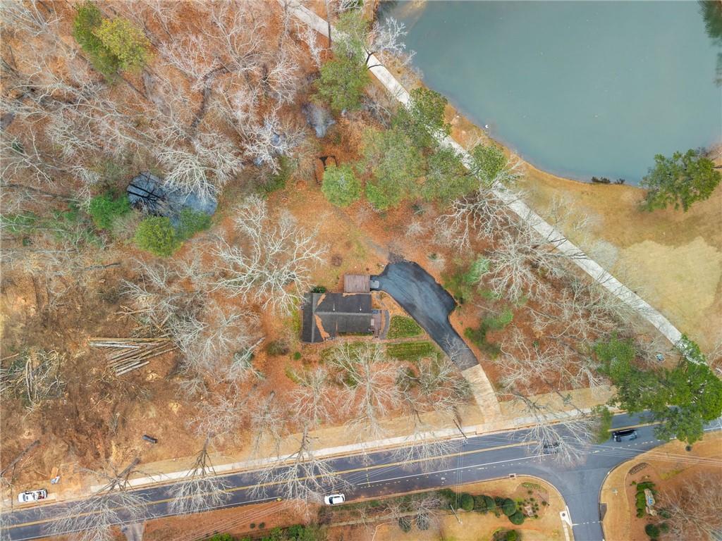 1429 Lakeview Road