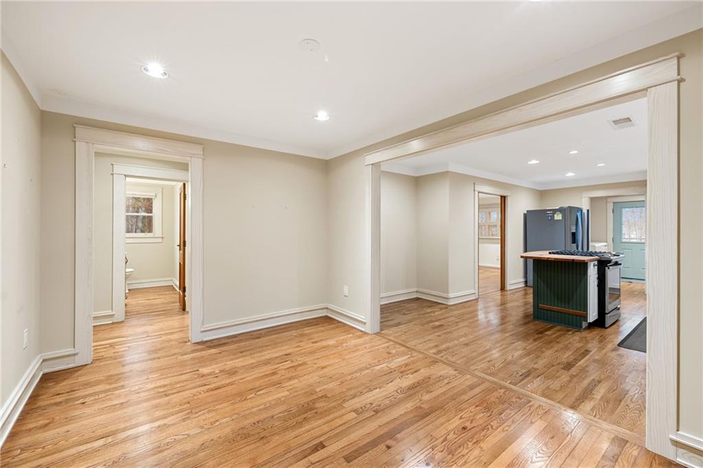 1429 Lakeview Road