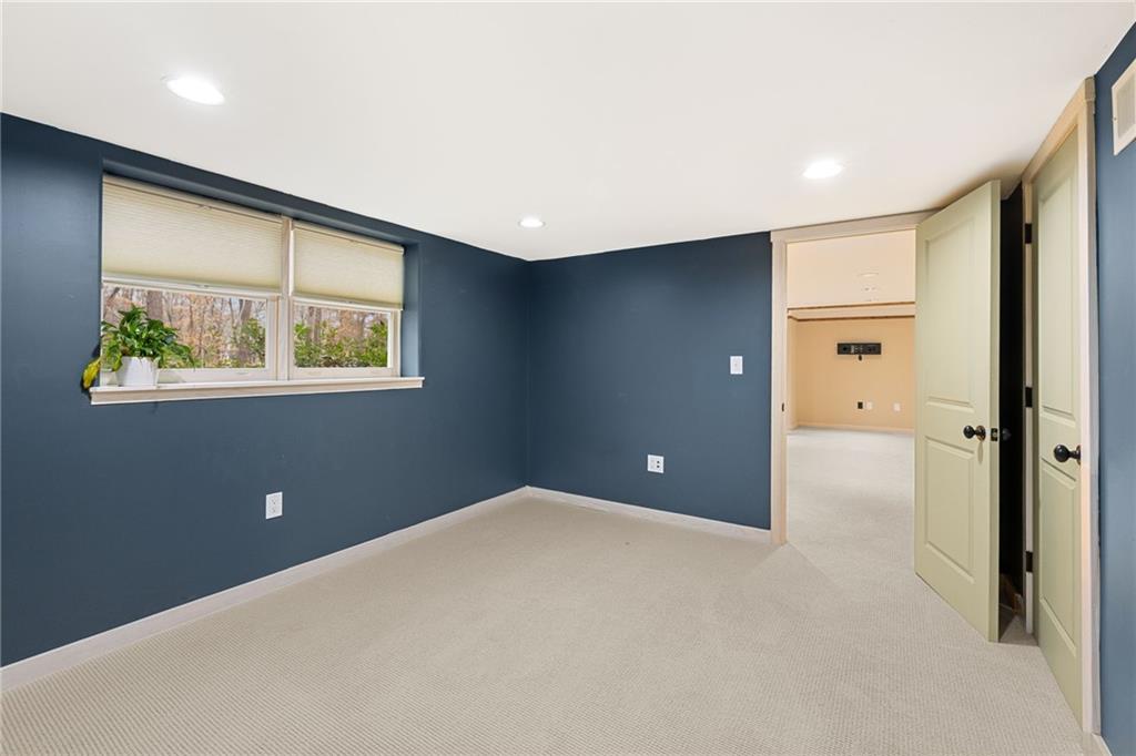 1429 Lakeview Road