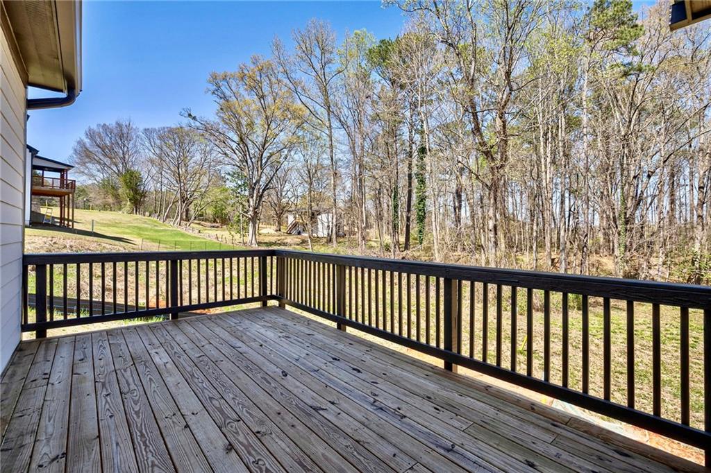 1702 Eastside Parc Street SE