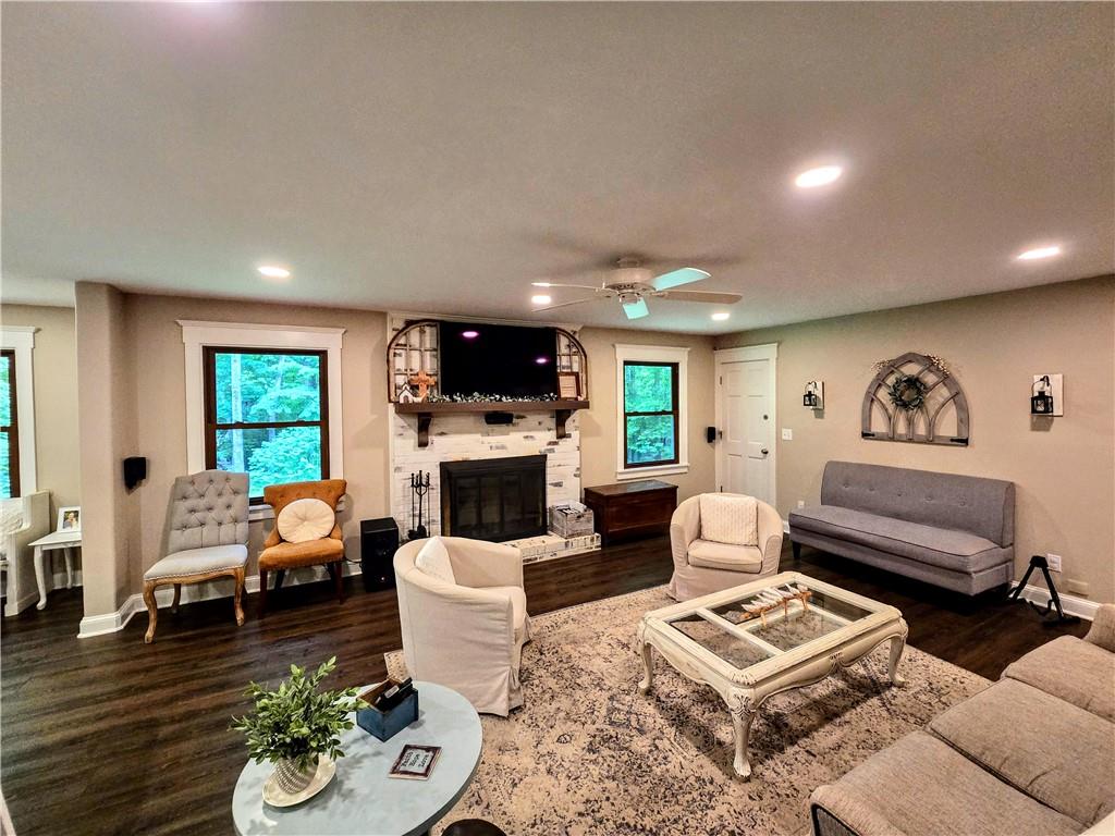 2571 Victory Drive