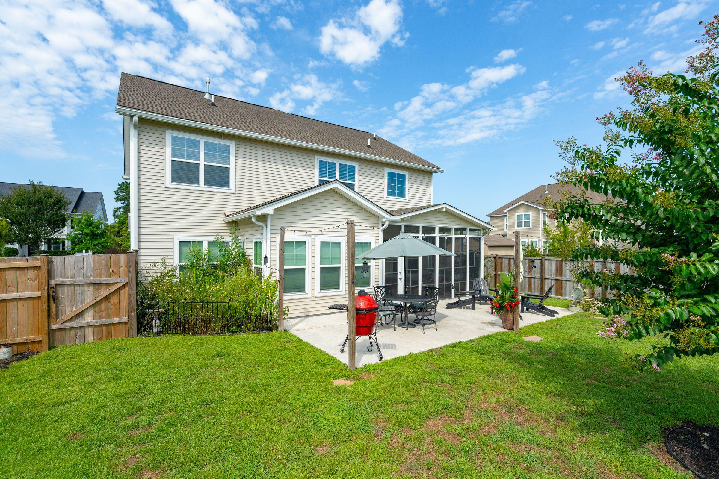 1529 Fishbone Drive