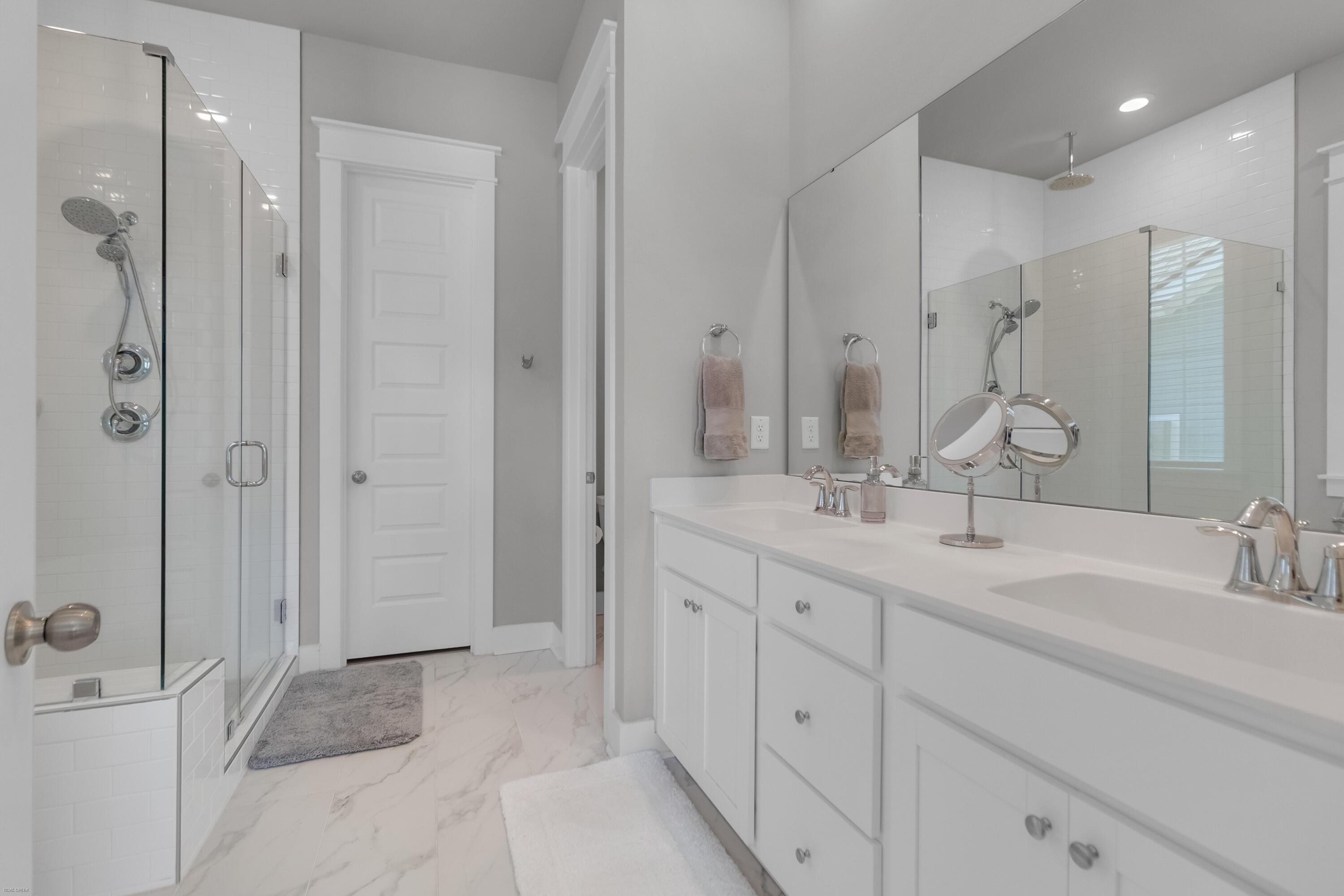 2342 Lenwick Hall Lane