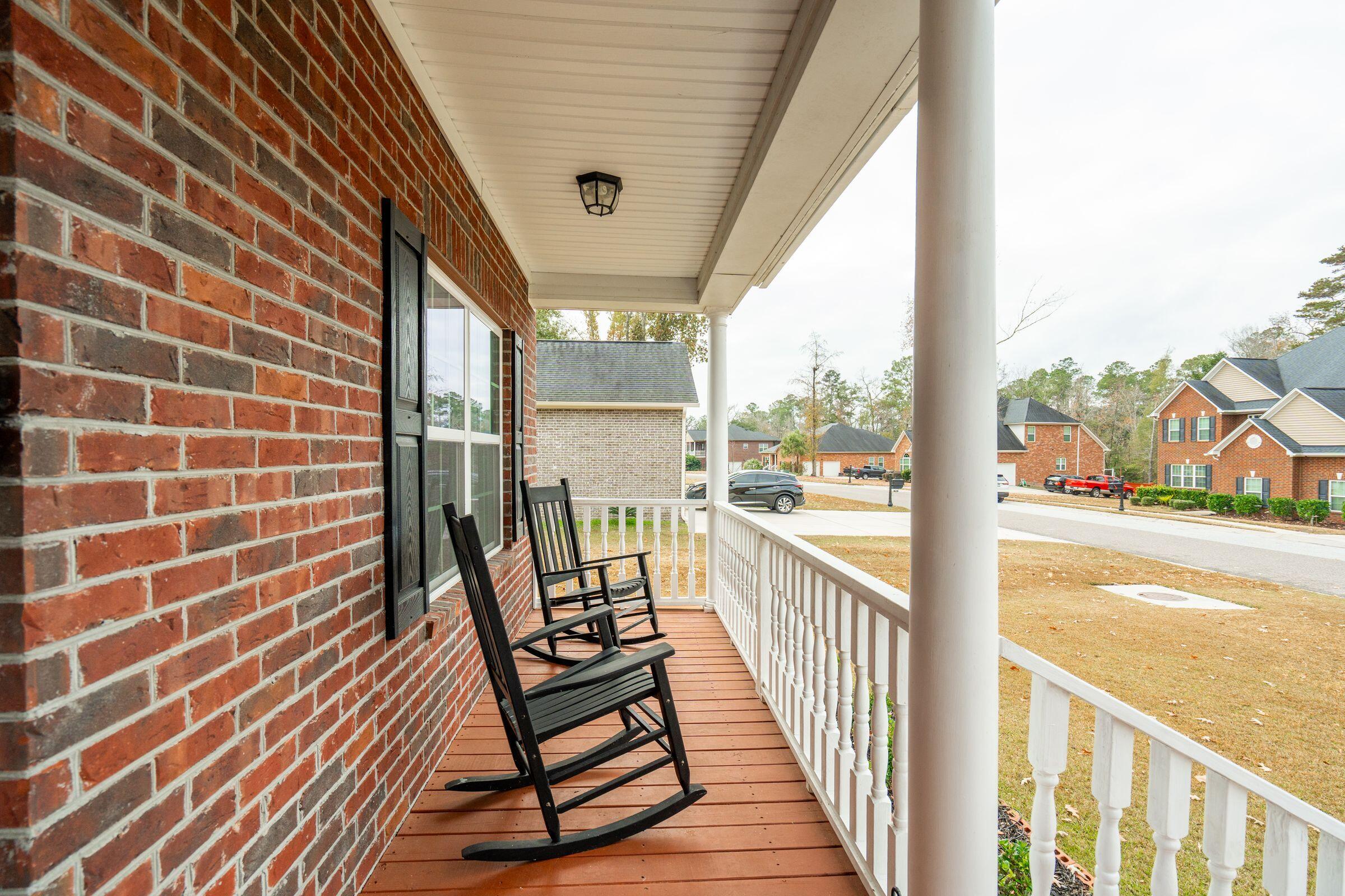 5516 Crescent View Drive