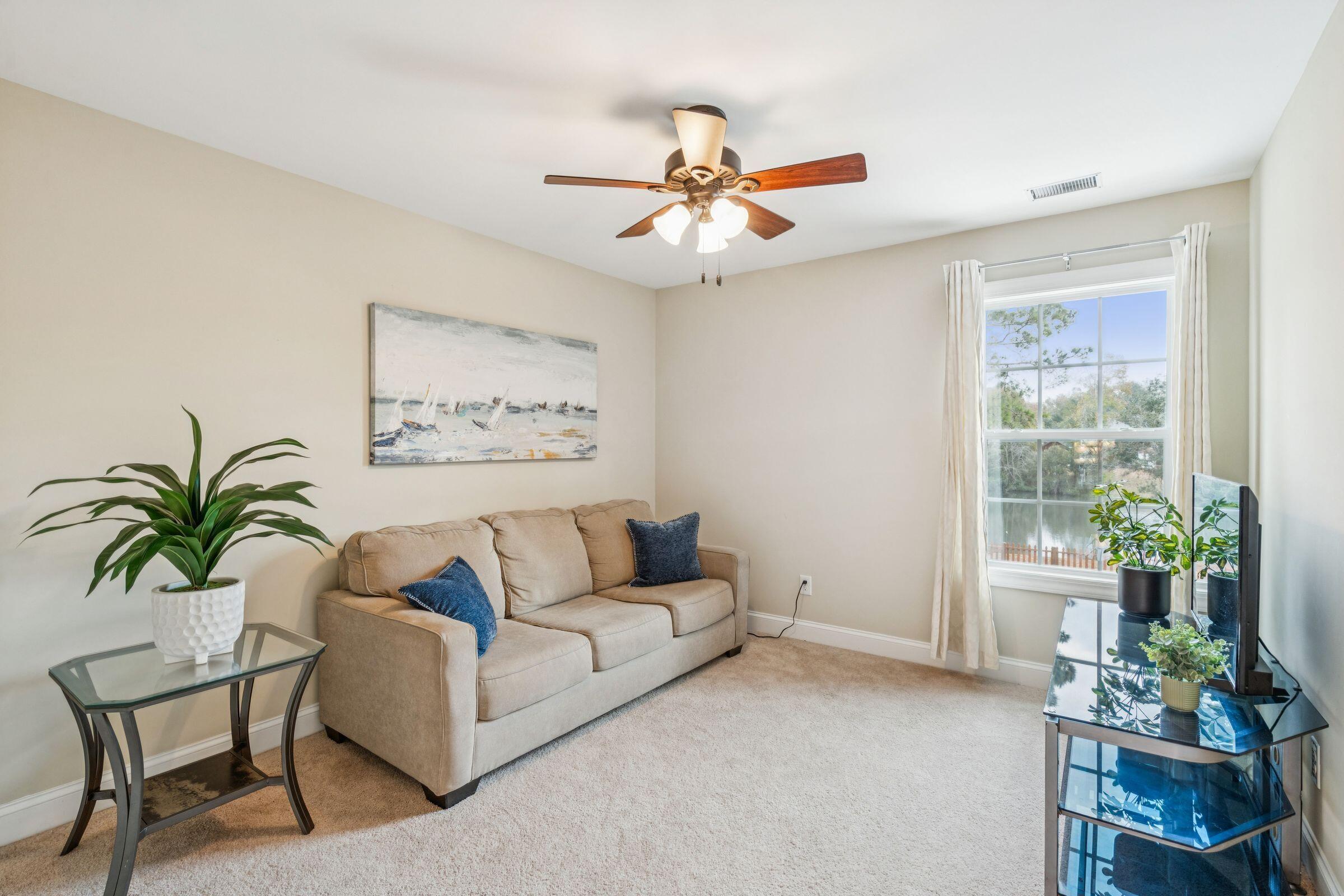 5516 Crescent View Drive