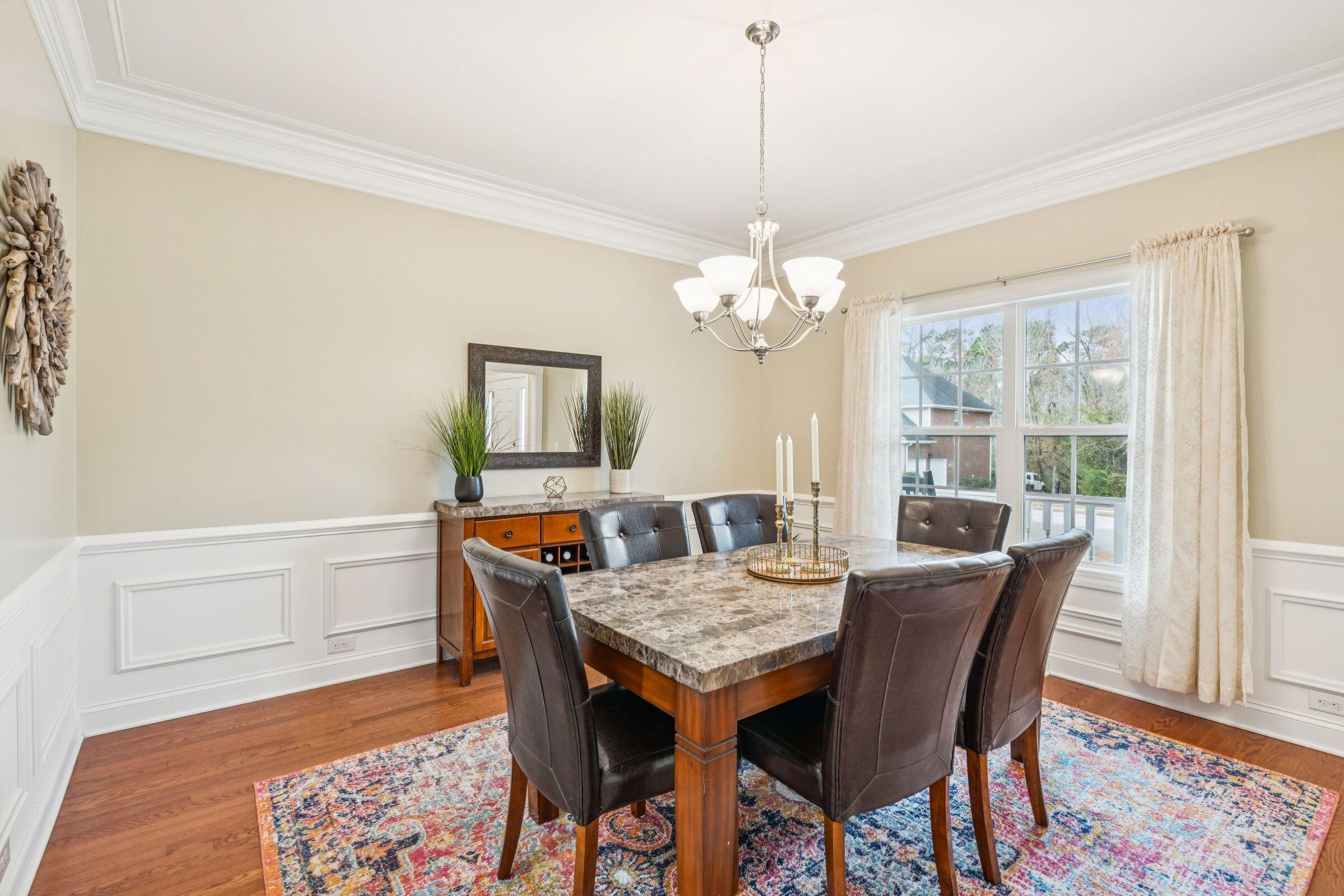 5516 Crescent View Drive