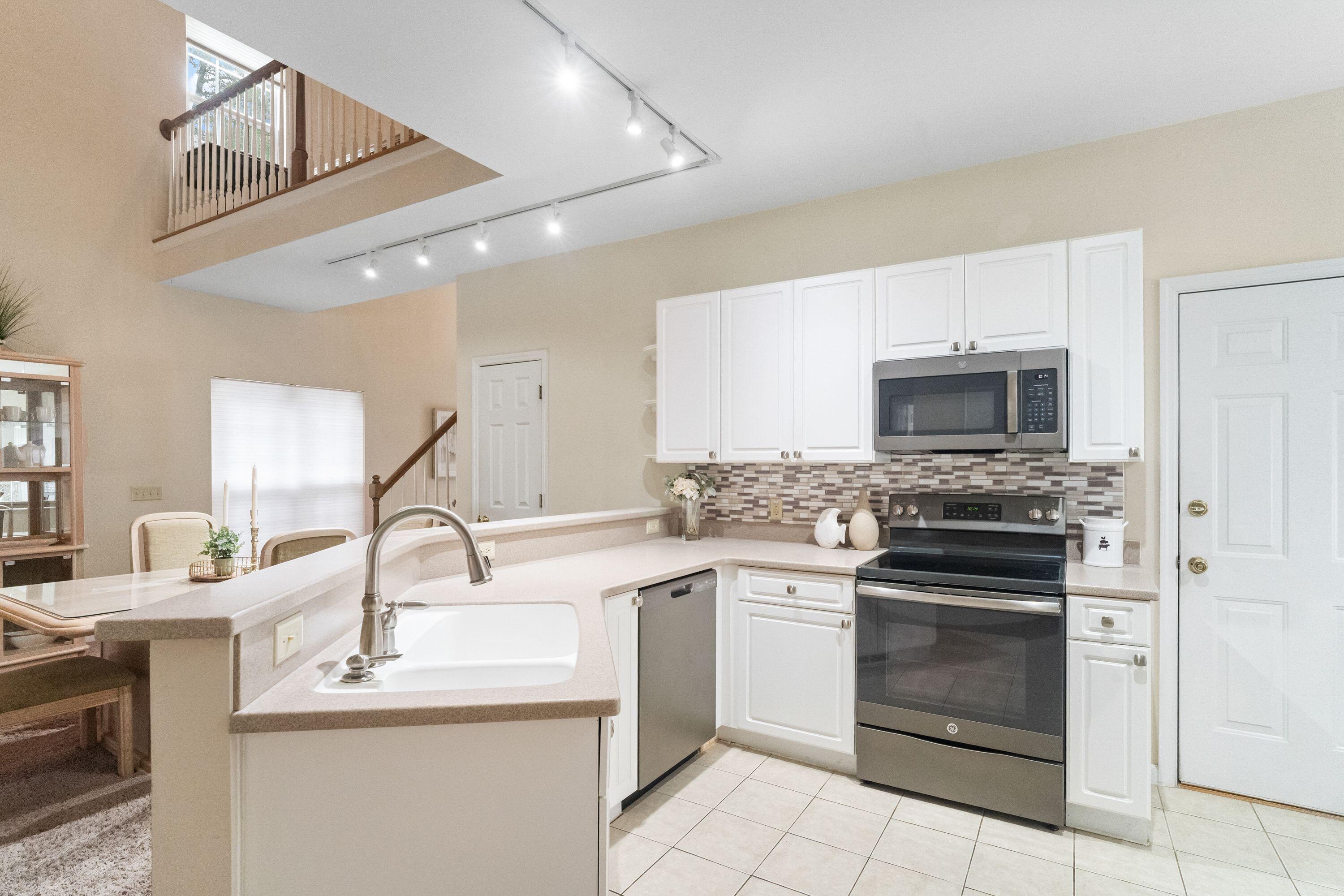 848 Harbor Place Drive