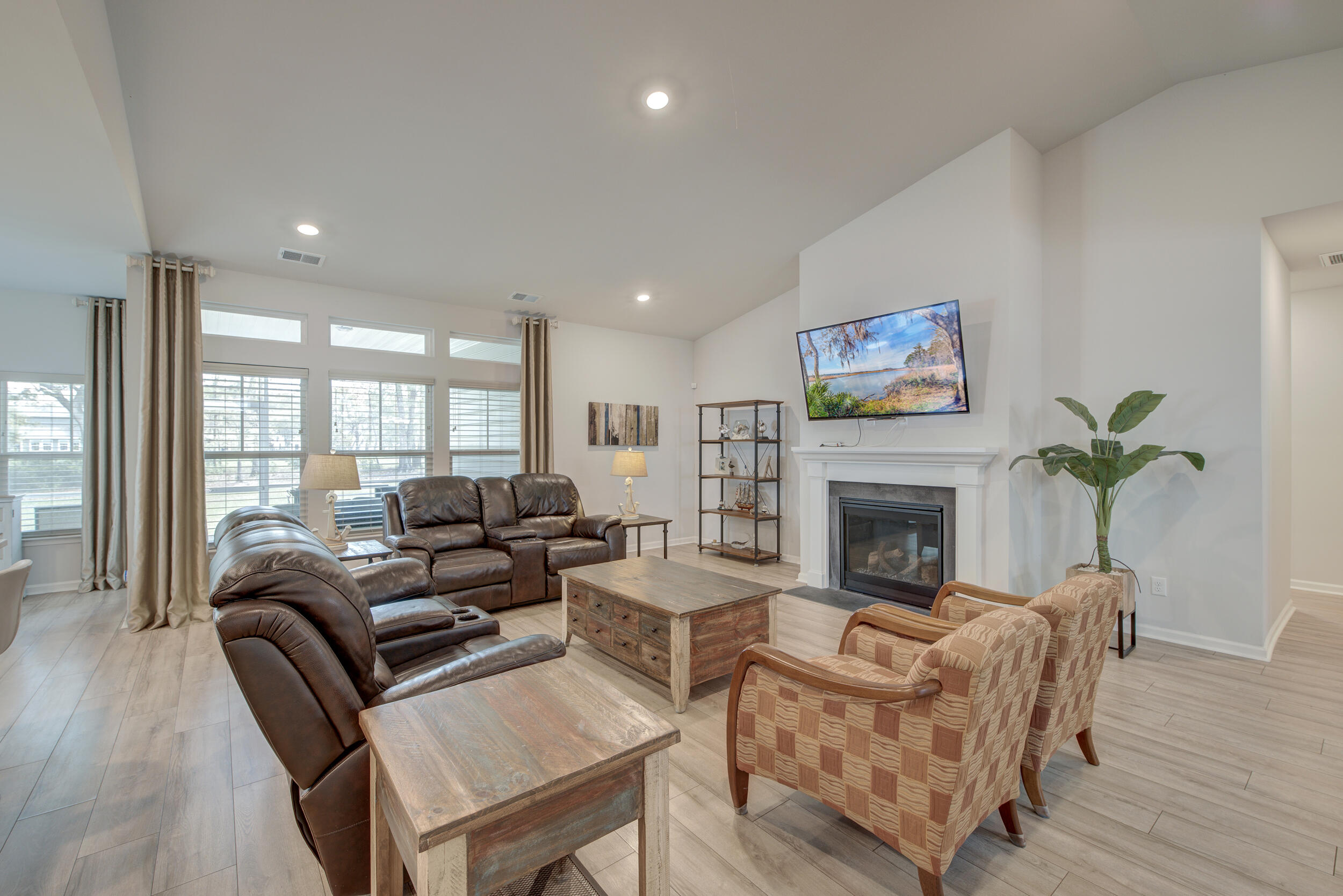 7054 Pumpkinseed Drive