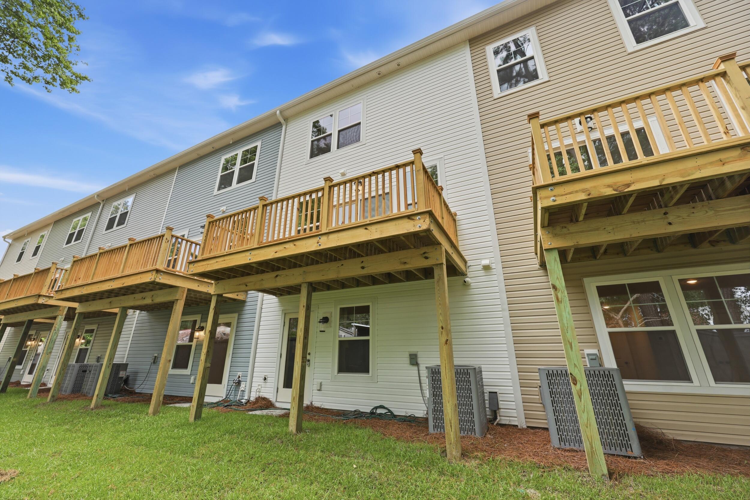 130 Fernbank Road Court
