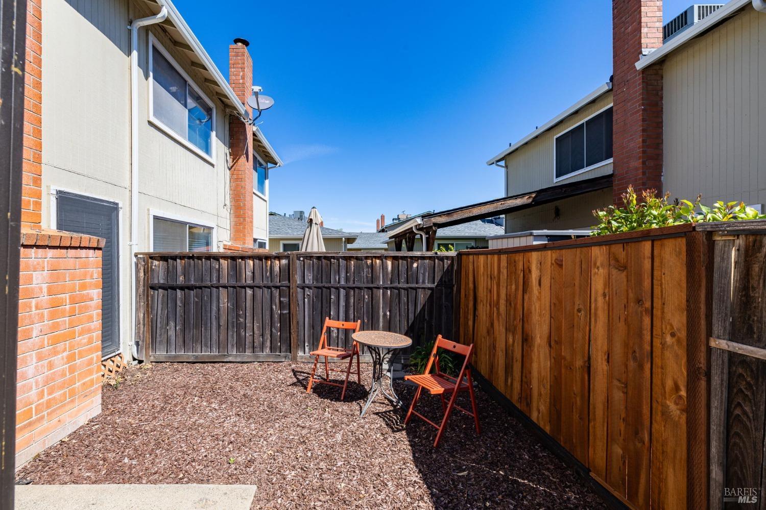 1622 Via Del Cabana St