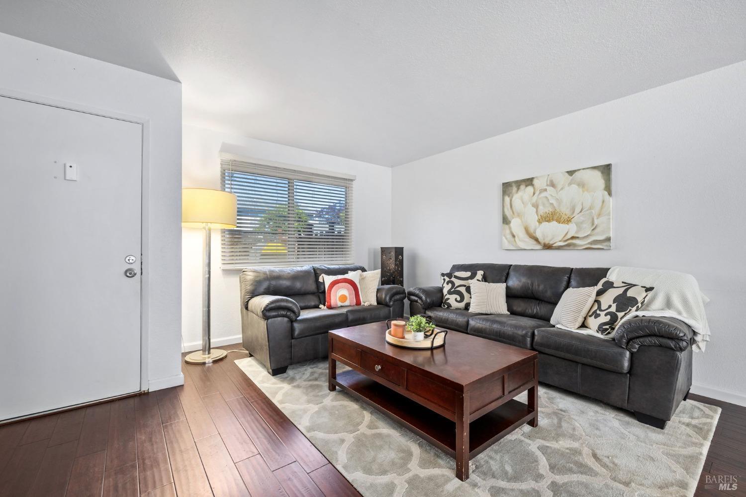 1622 Via Del Cabana St