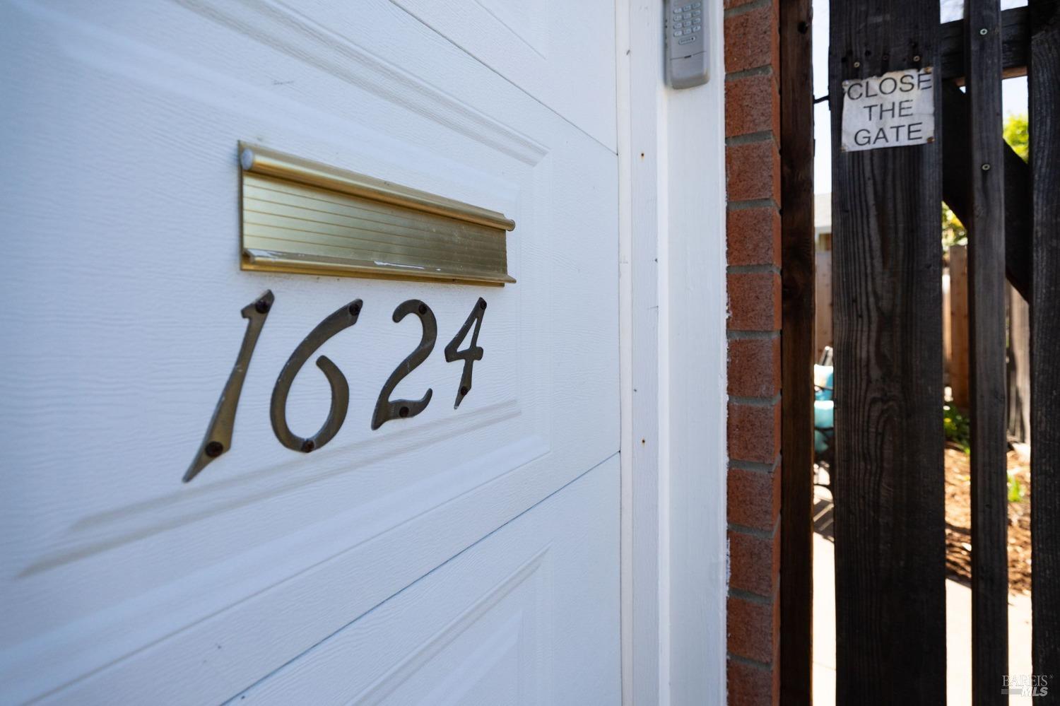 1624 Via Del Cabana St