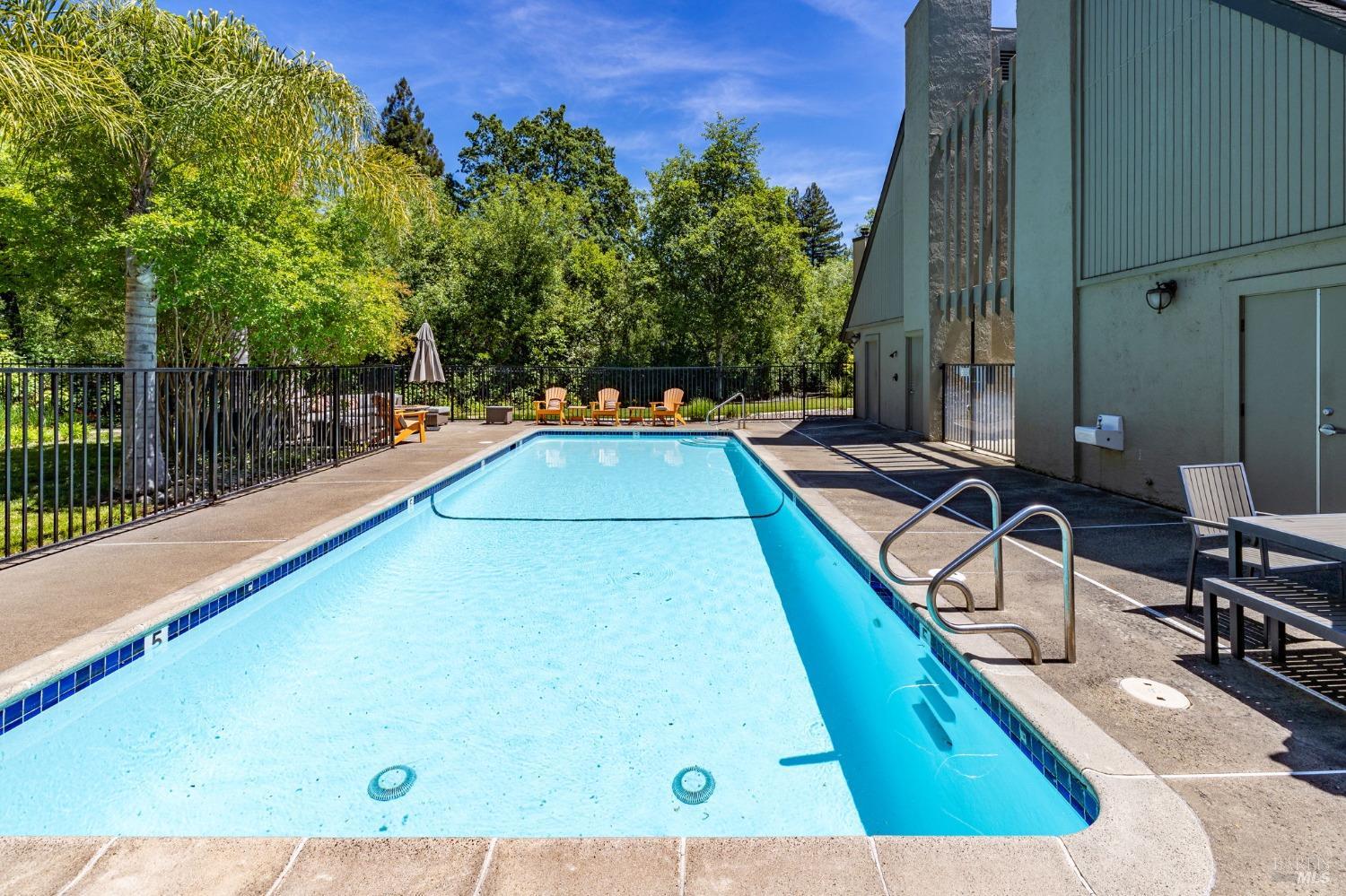 204 Foss Creek Cir #A