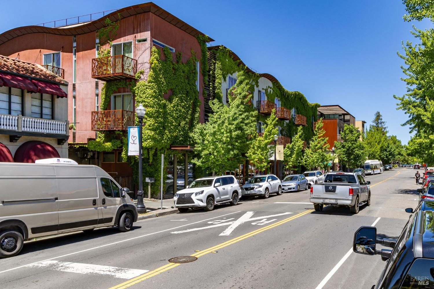 204 Foss Creek Cir #A