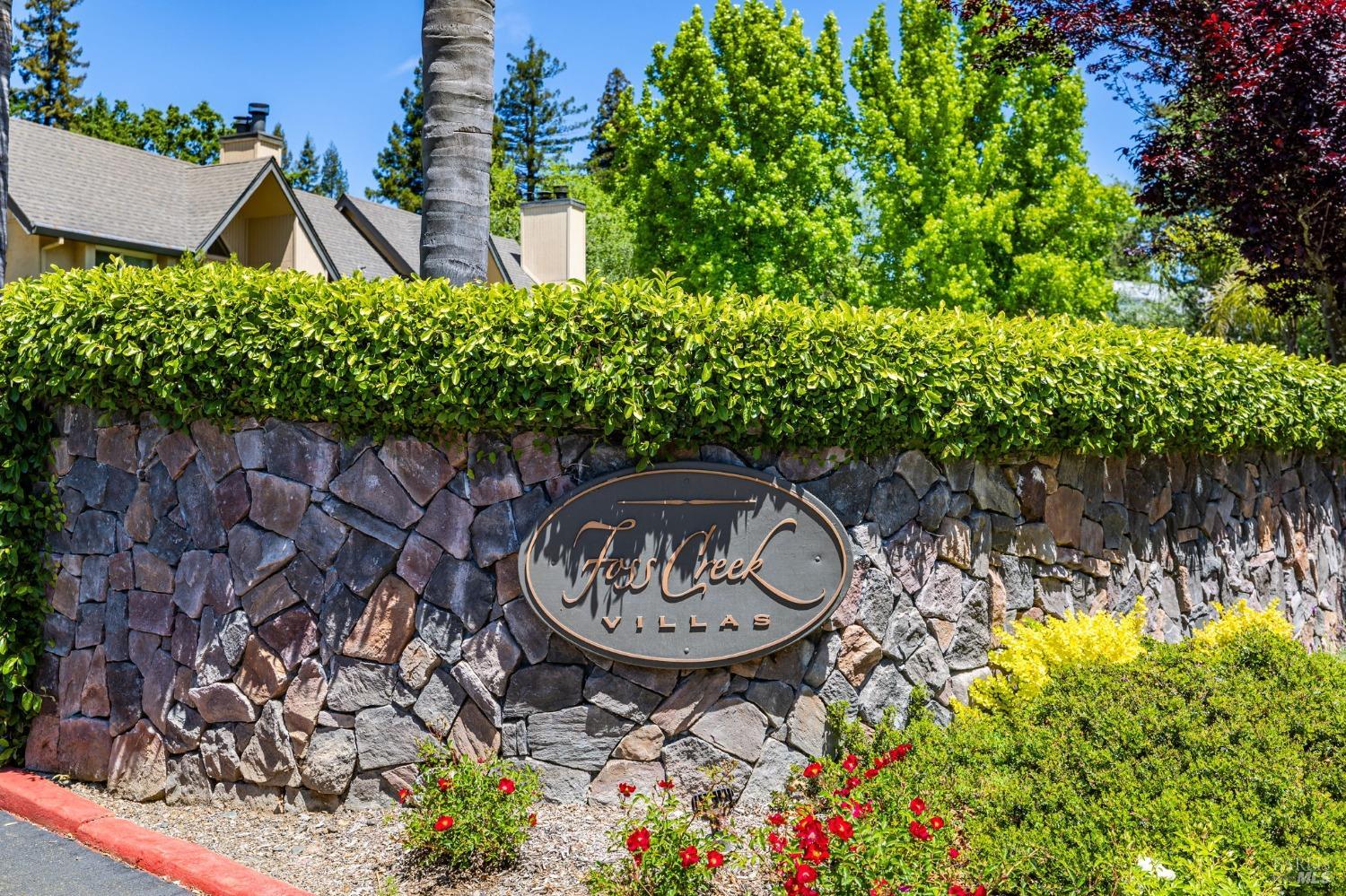 204 Foss Creek Cir #A