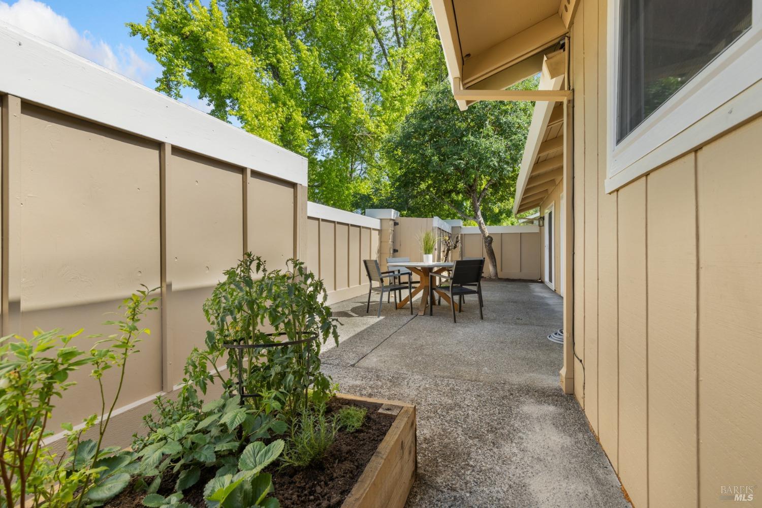 1630 Arroyo Sierra Dr