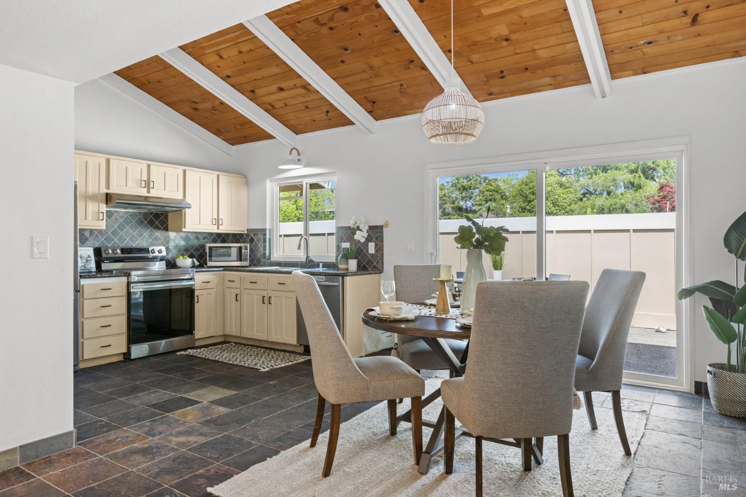 1630 Arroyo Sierra Dr