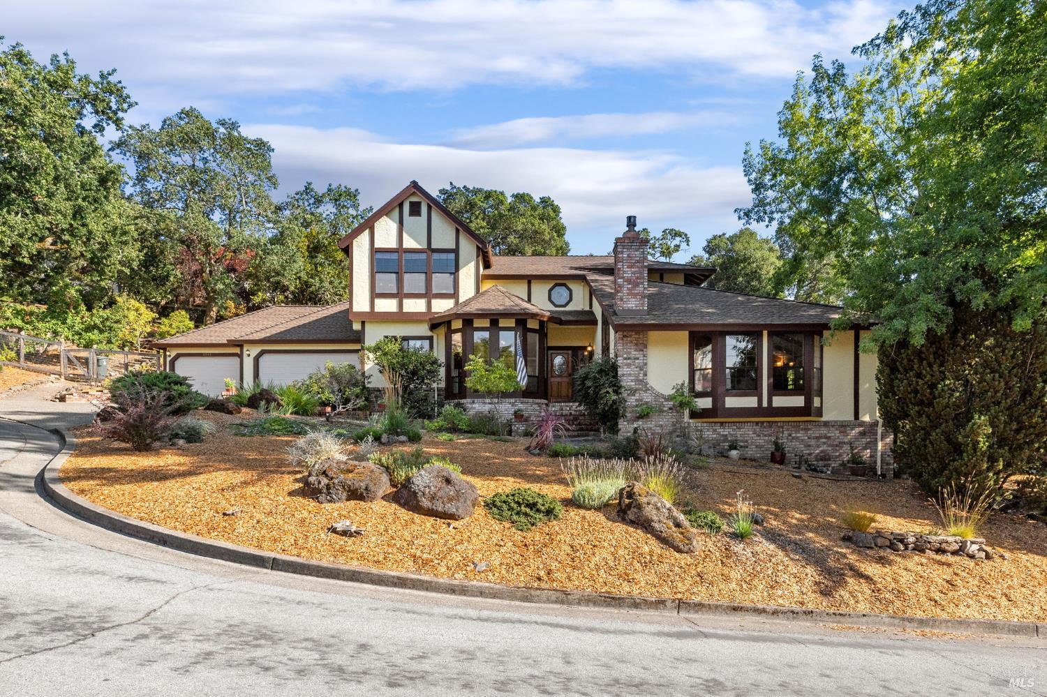 3541 Foxwood Pl