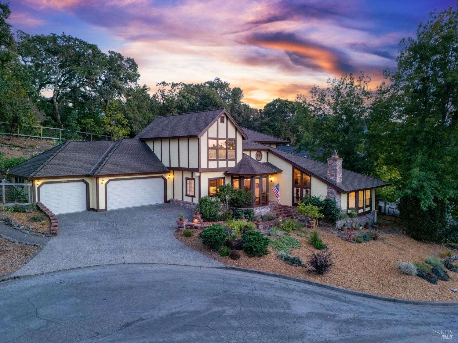 3541 Foxwood Pl