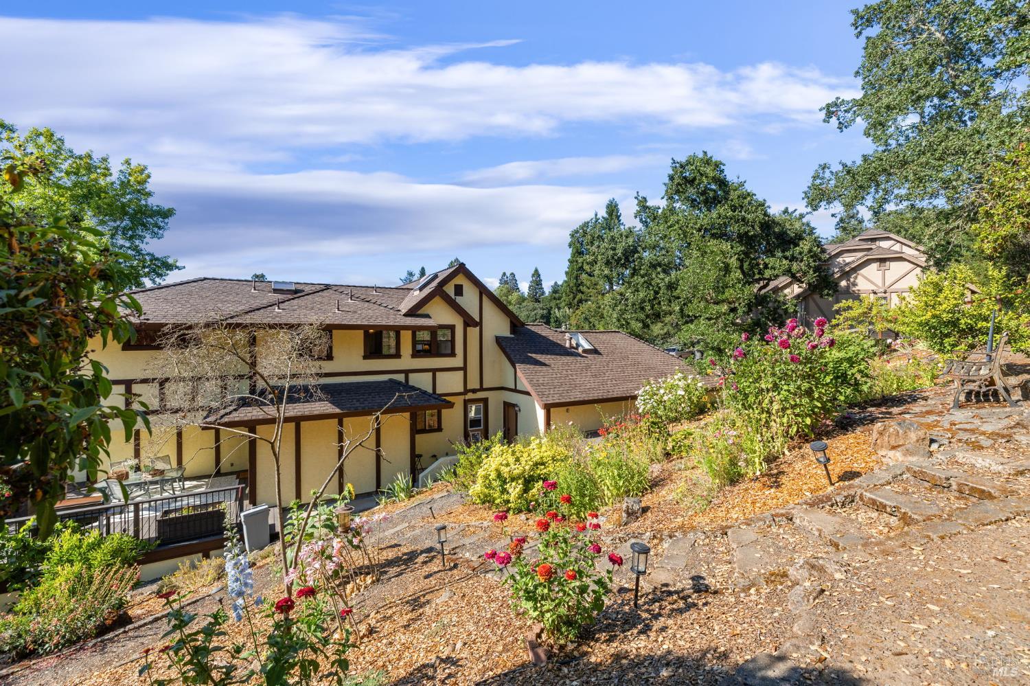 3541 Foxwood Pl
