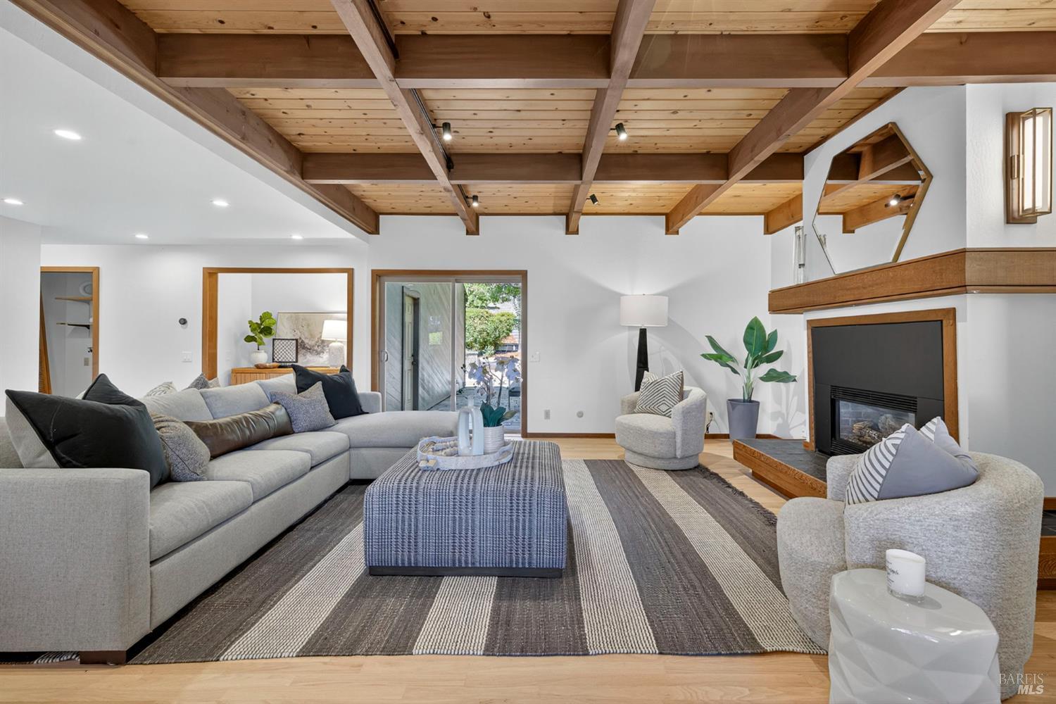 4795 Ponderosa Dr
