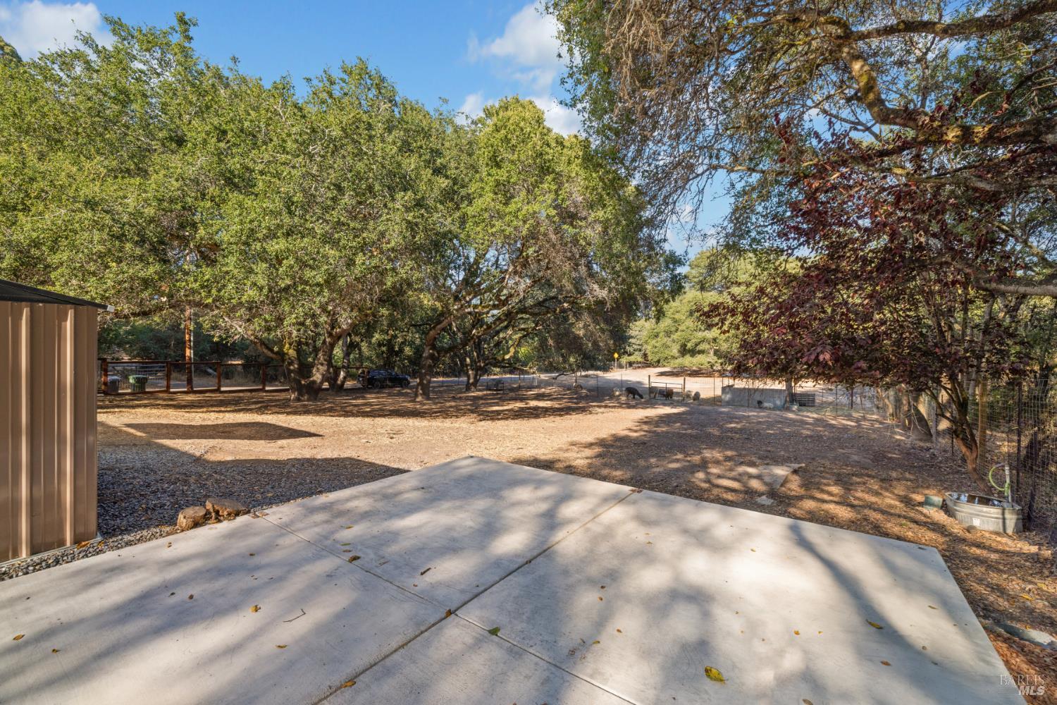 5925 Fredricks Rd