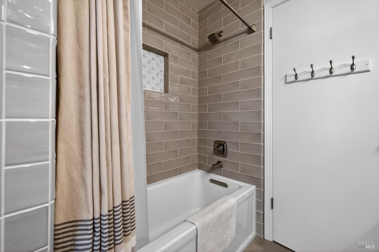 2071 Mount Olive Drive