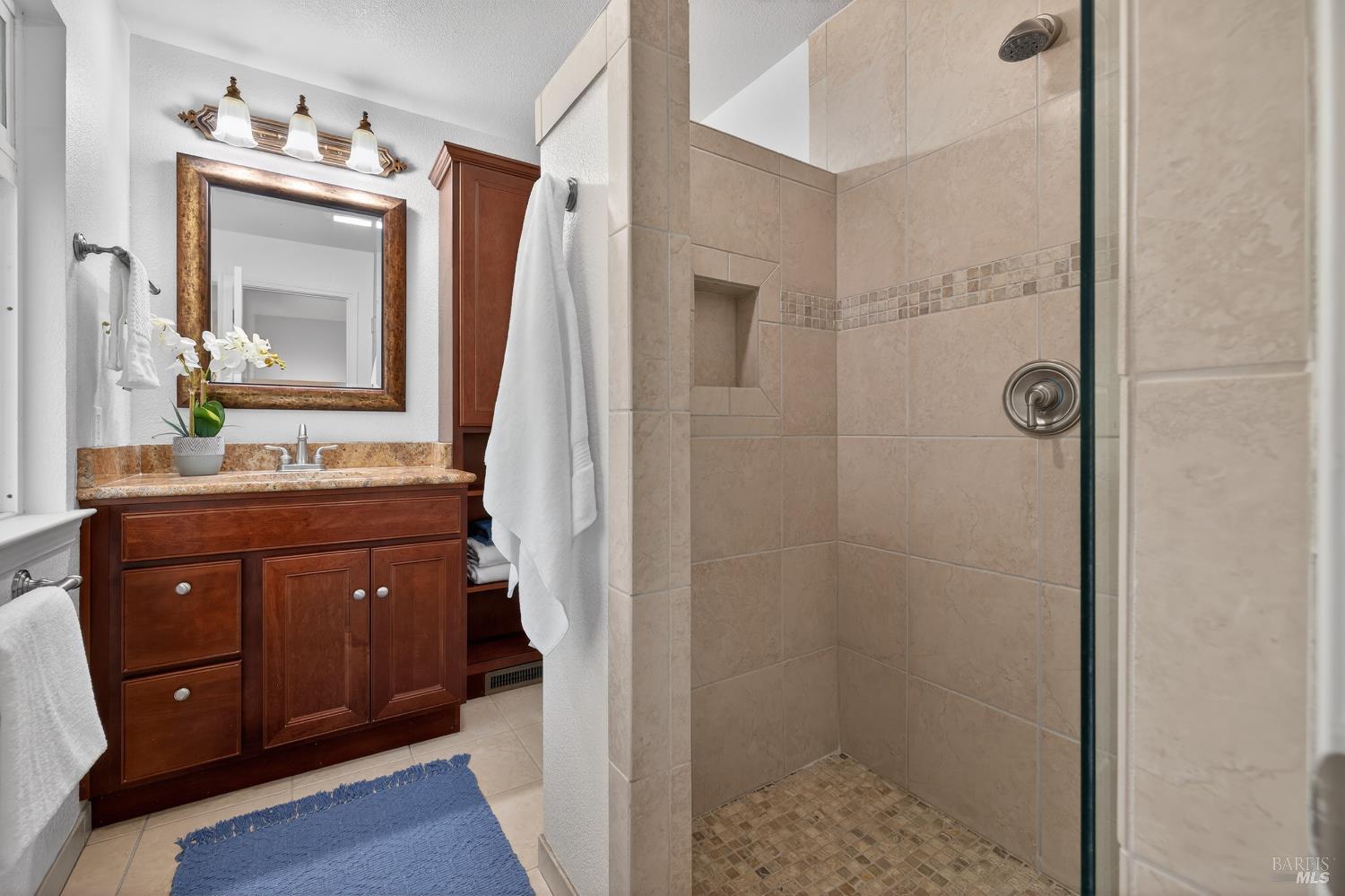 8256 Valley View Drive