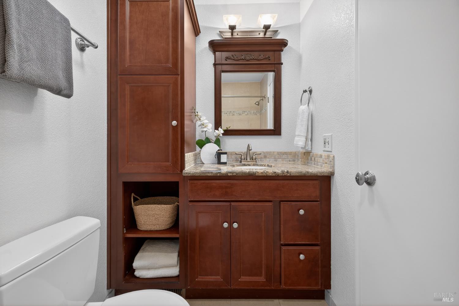 8256 Valley View Drive