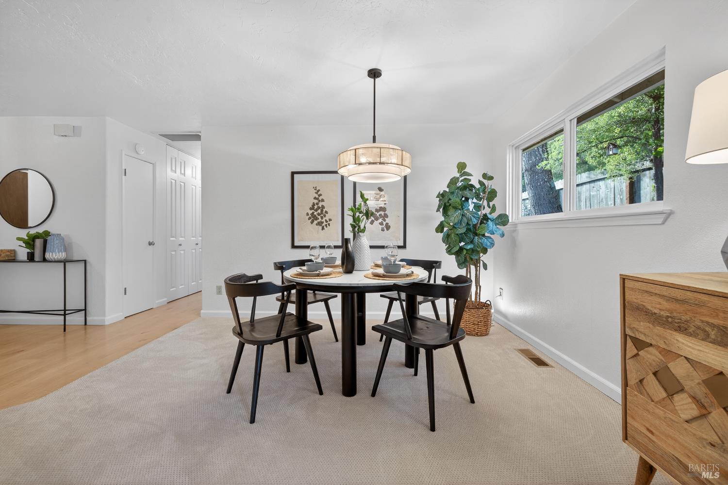 8256 Valley View Drive